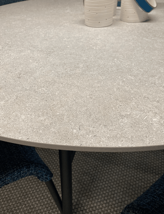 **NEW ARRIVAL** Roda - Gamma - Table repas – Image 5