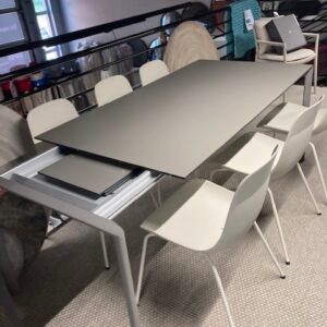 **NEW ARRIVAL** Kristalia - Maki Fenix - Table repas 166x90 - avec 3 rallonges
